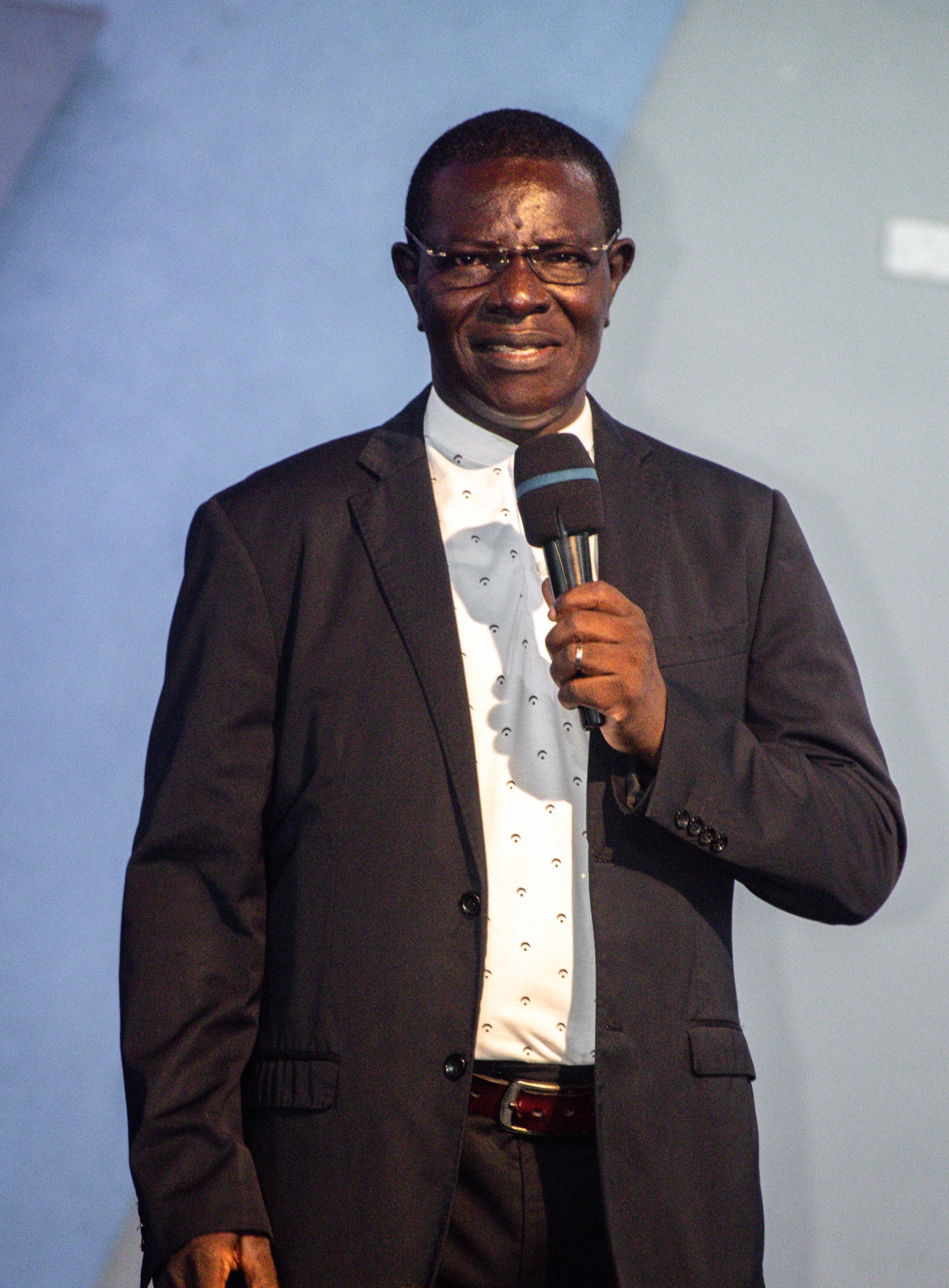 Pastor Omusuya